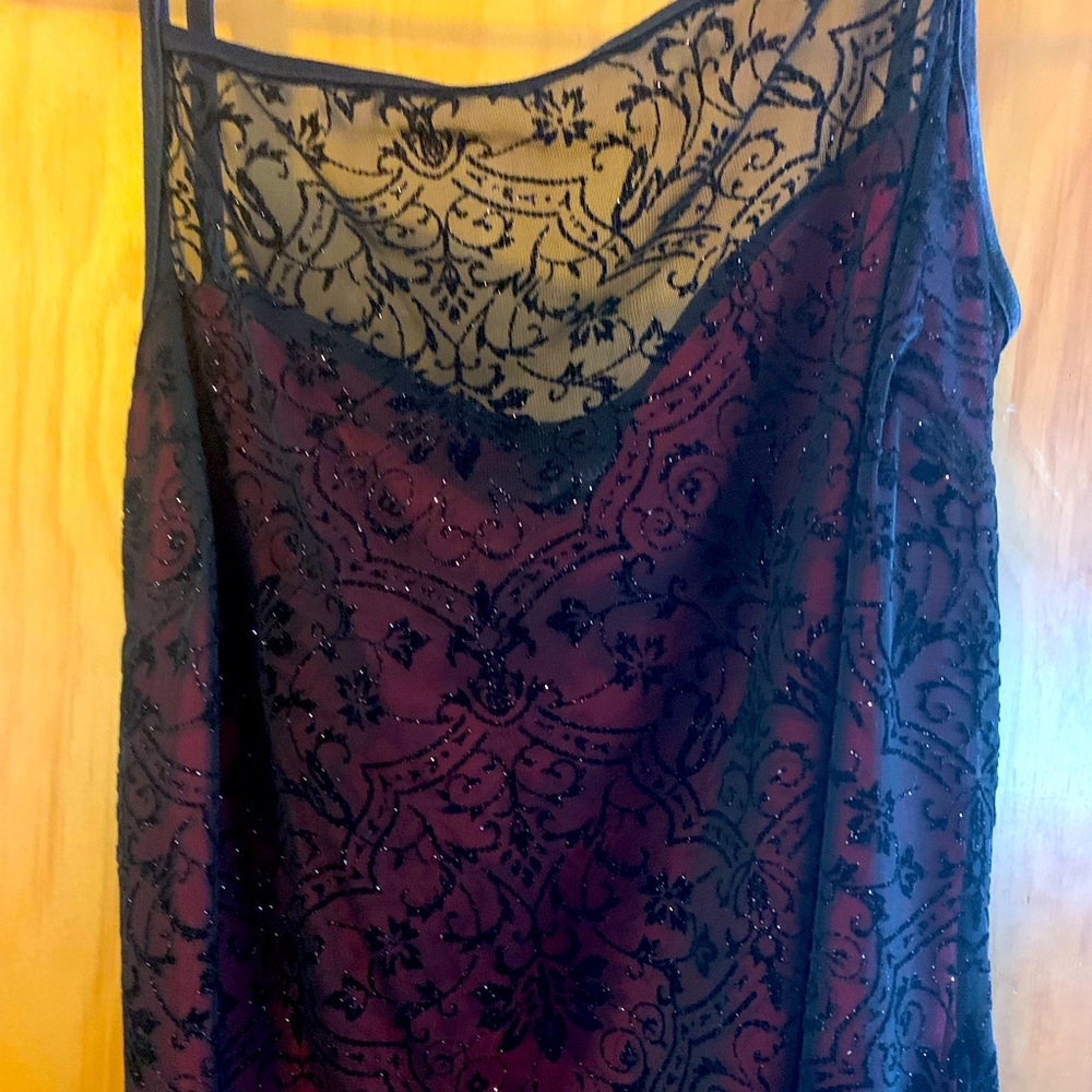 Long lace dress with burgundy underlay